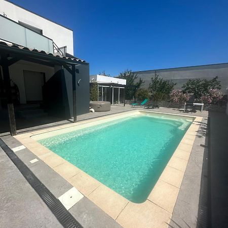 Superbe Appartement Avec Piscine Et Spa Privatif Villeneuve-les-Beziers Ngoại thất bức ảnh