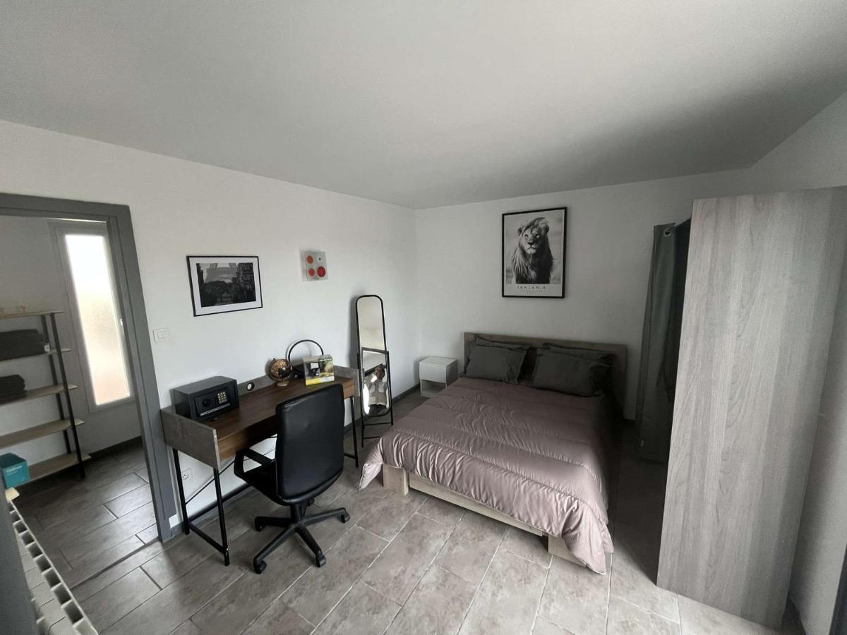 Superbe Appartement Avec Piscine Et Spa Privatif Villeneuve-les-Beziers Ngoại thất bức ảnh